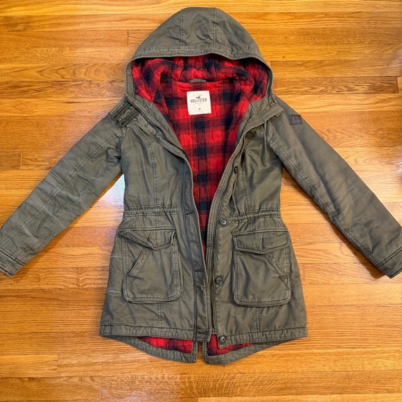 Hollister Jackets & Blazers - Hollister Y2K Utility Style Hooded Jacket with Red Buffalo Plaid Lining - Size M